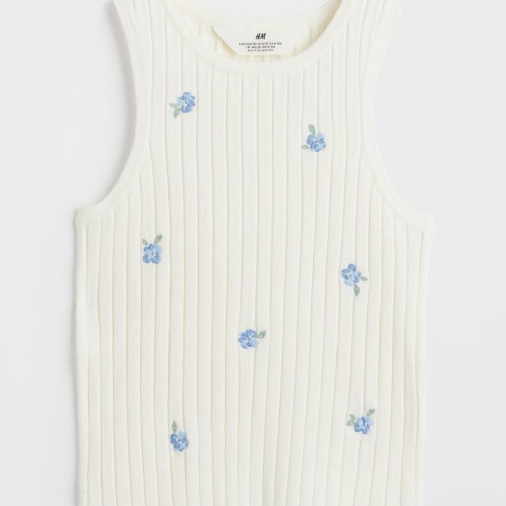 H&M Rib Knit Floral Detail Sleeveless Top - Picture 2 of 5
